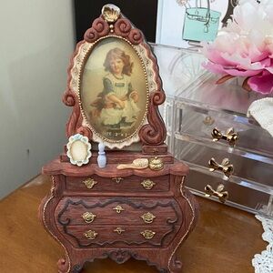 Vintage Style Miniature Vanity Picture Frame
